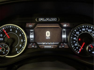 2022 RAM 1500 Big Horn Crew Cab 4x4 5'7" Box