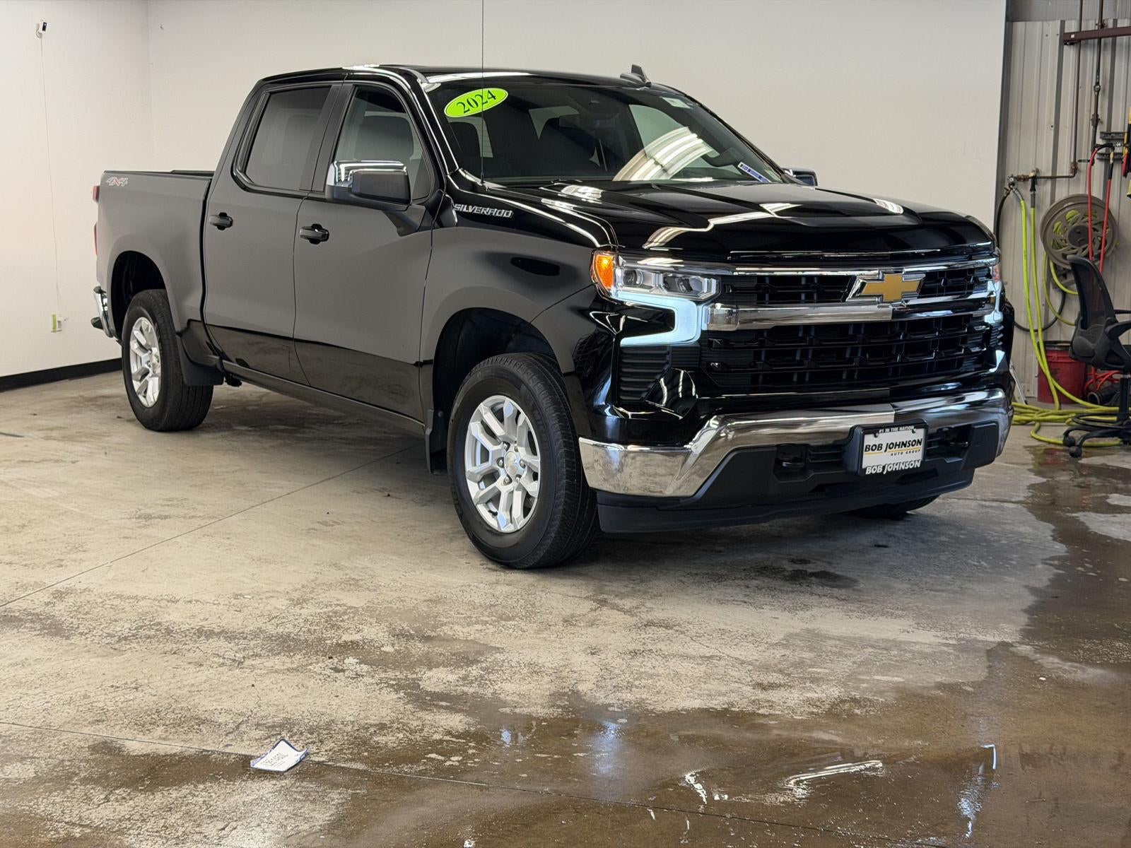 2024 Chevrolet Silverado 1500 LT (2FL)