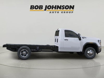 2026 GMC Sierra 3500 HD Chassis Cab Pro