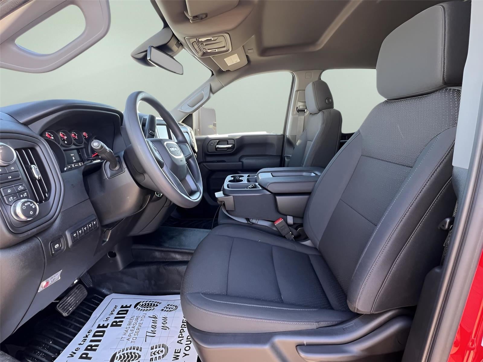 2025 GMC Sierra 3500HD Pro - Photo 10