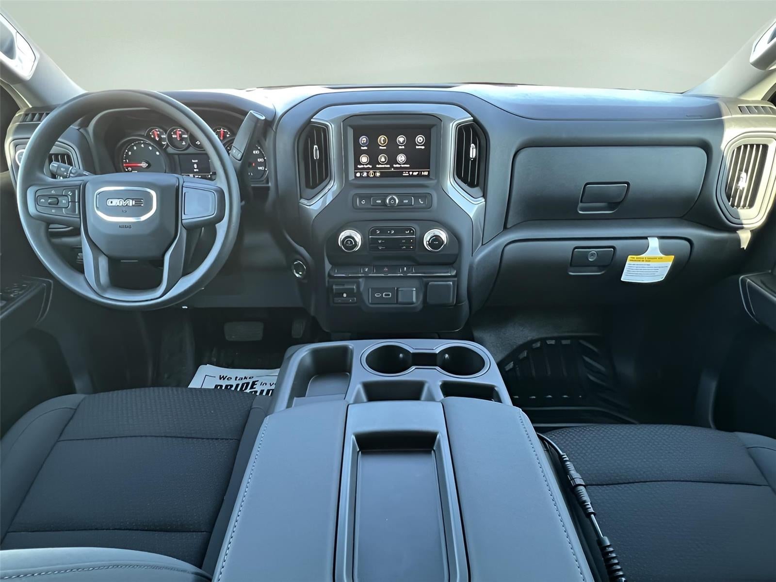 2025 GMC Sierra 3500HD Pro - Photo 14