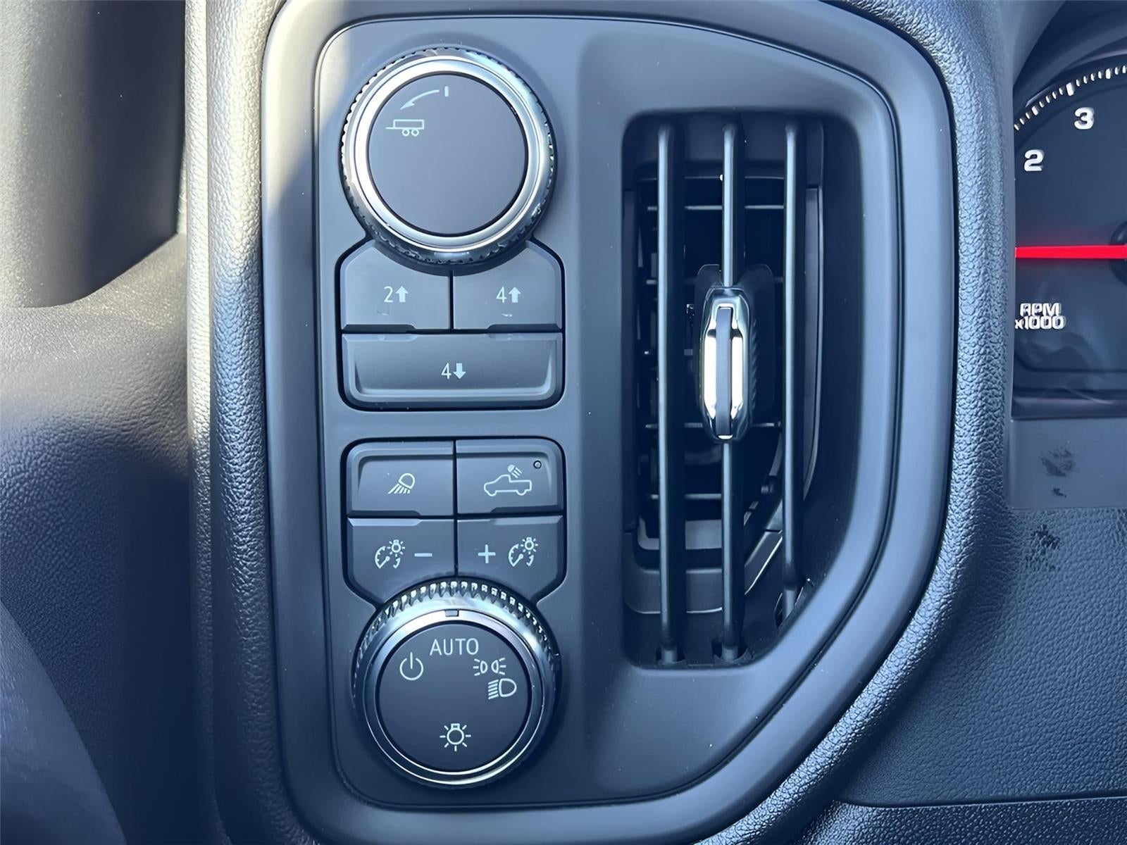 2025 GMC Sierra 3500HD Pro - Photo 20