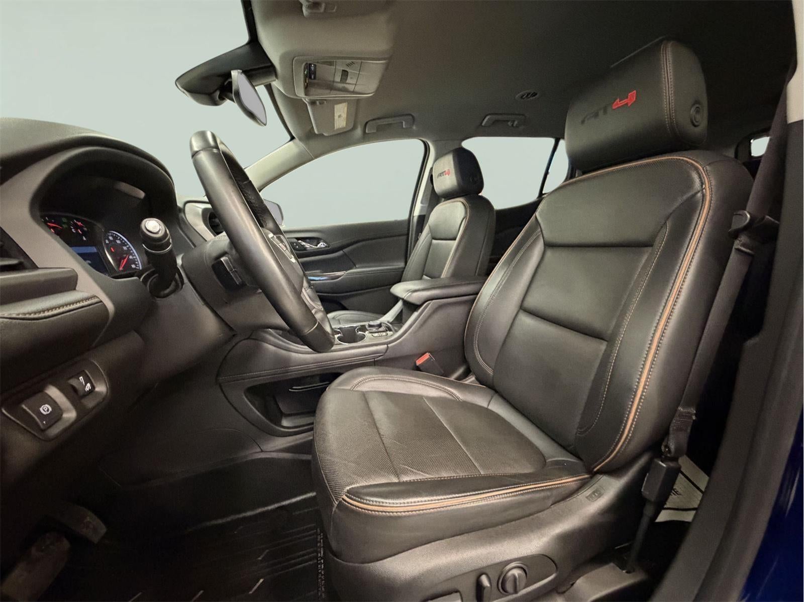 2023 GMC Acadia AT4