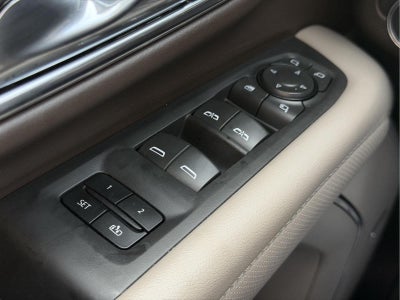 2024 GMC Yukon SLT