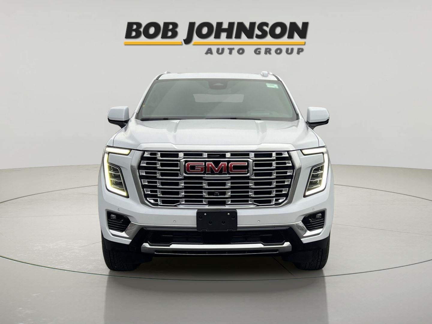 2026 GMC Yukon XL Denali - Photo 8
