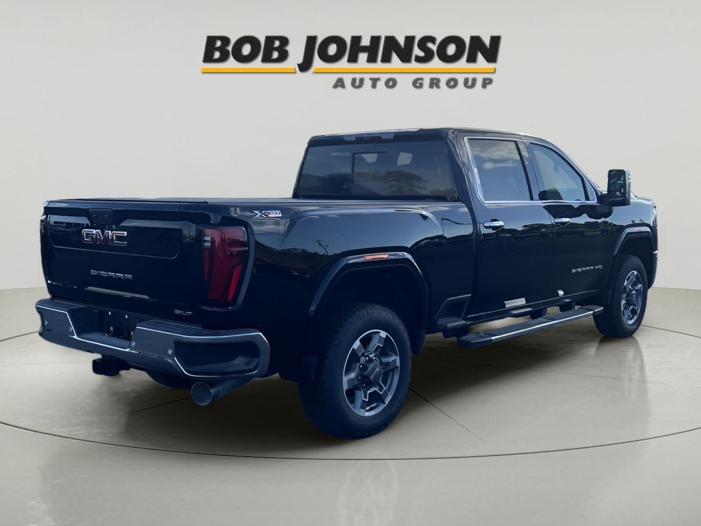 2025 GMC Sierra 2500HD SLT - Photo 10
