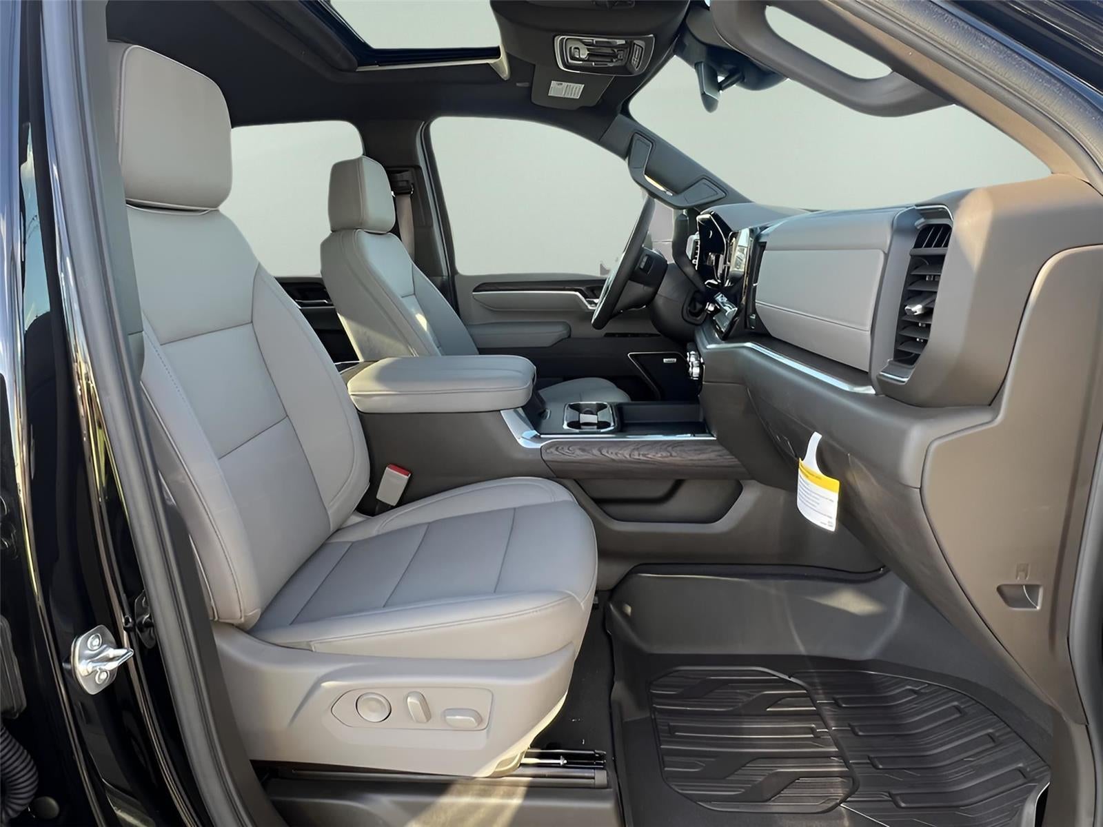 2025 GMC Sierra 2500HD SLT - Photo 15