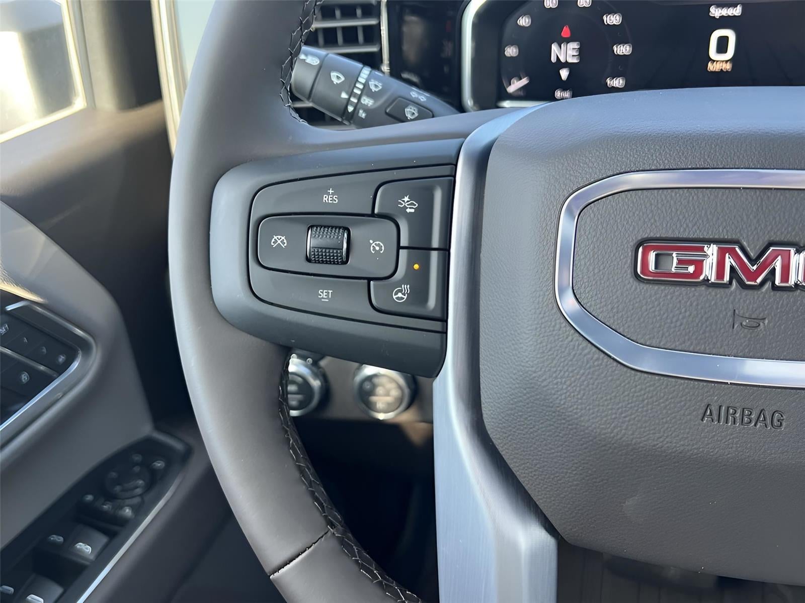 2025 GMC Sierra 2500HD SLT - Photo 18