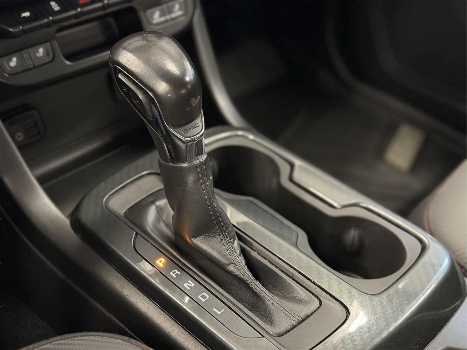 2022 GMC Canyon AT4 - Leather