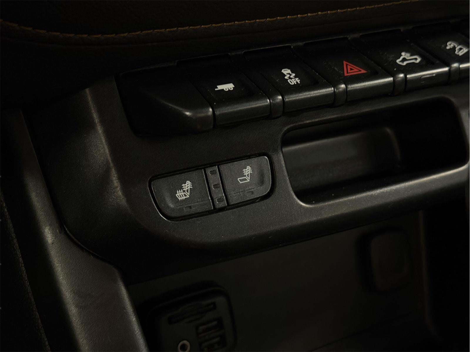 2022 GMC Canyon AT4 - Leather