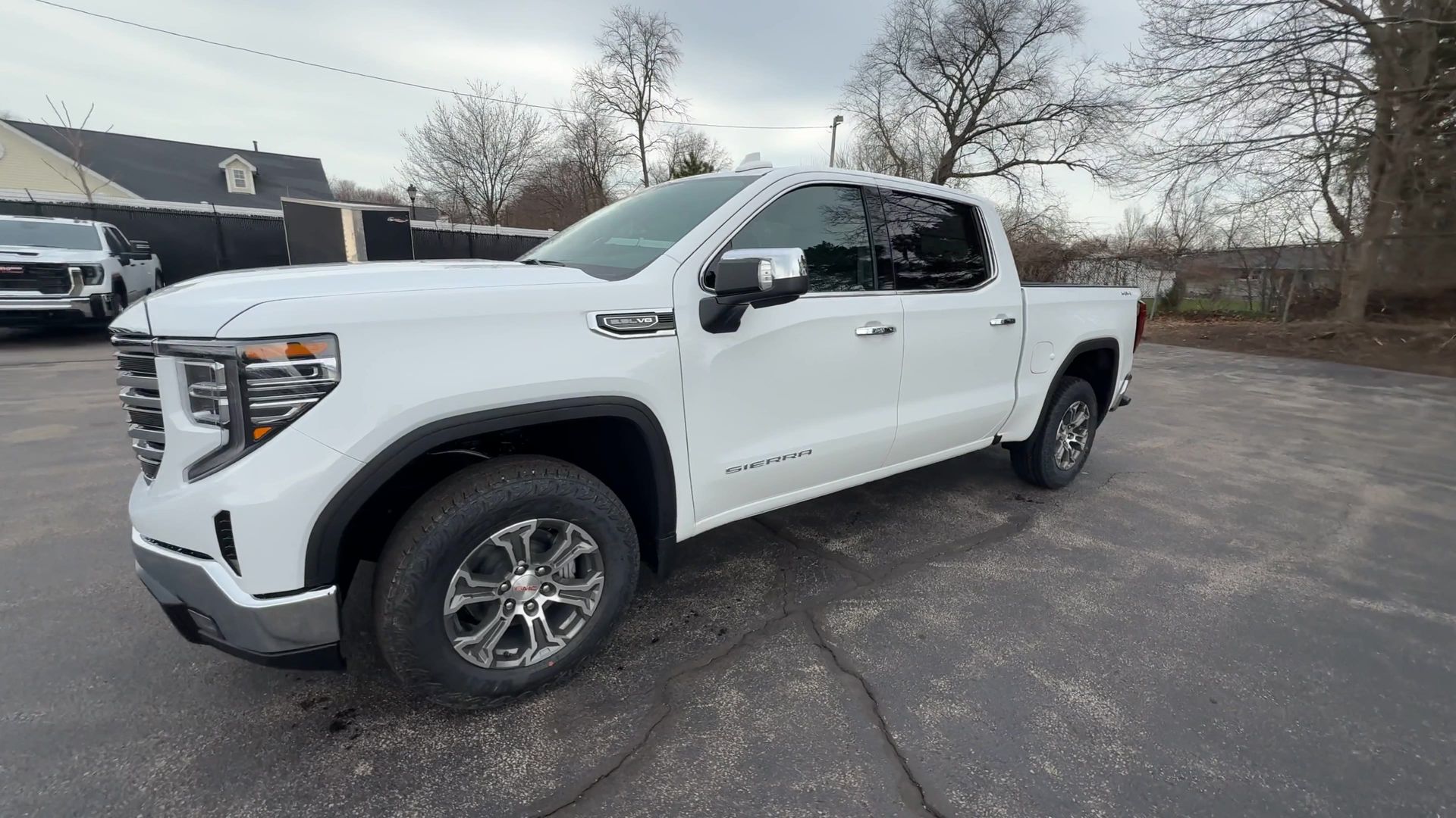 2026 GMC Sierra 1500 SLT