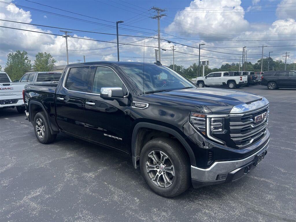 2025 GMC Sierra 1500 SLT
