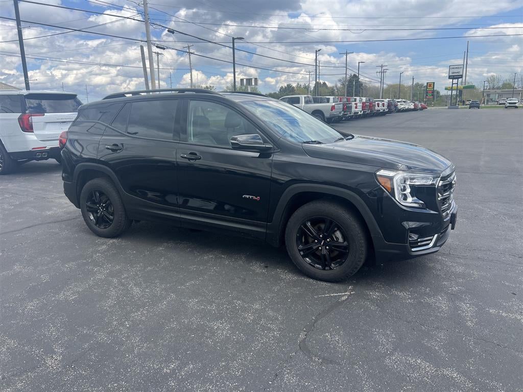 2023 GMC Terrain AT4