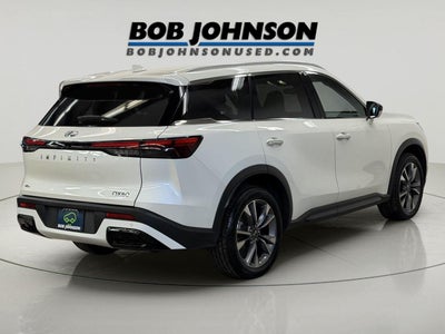 2023 INFINITI QX60 LUXE
