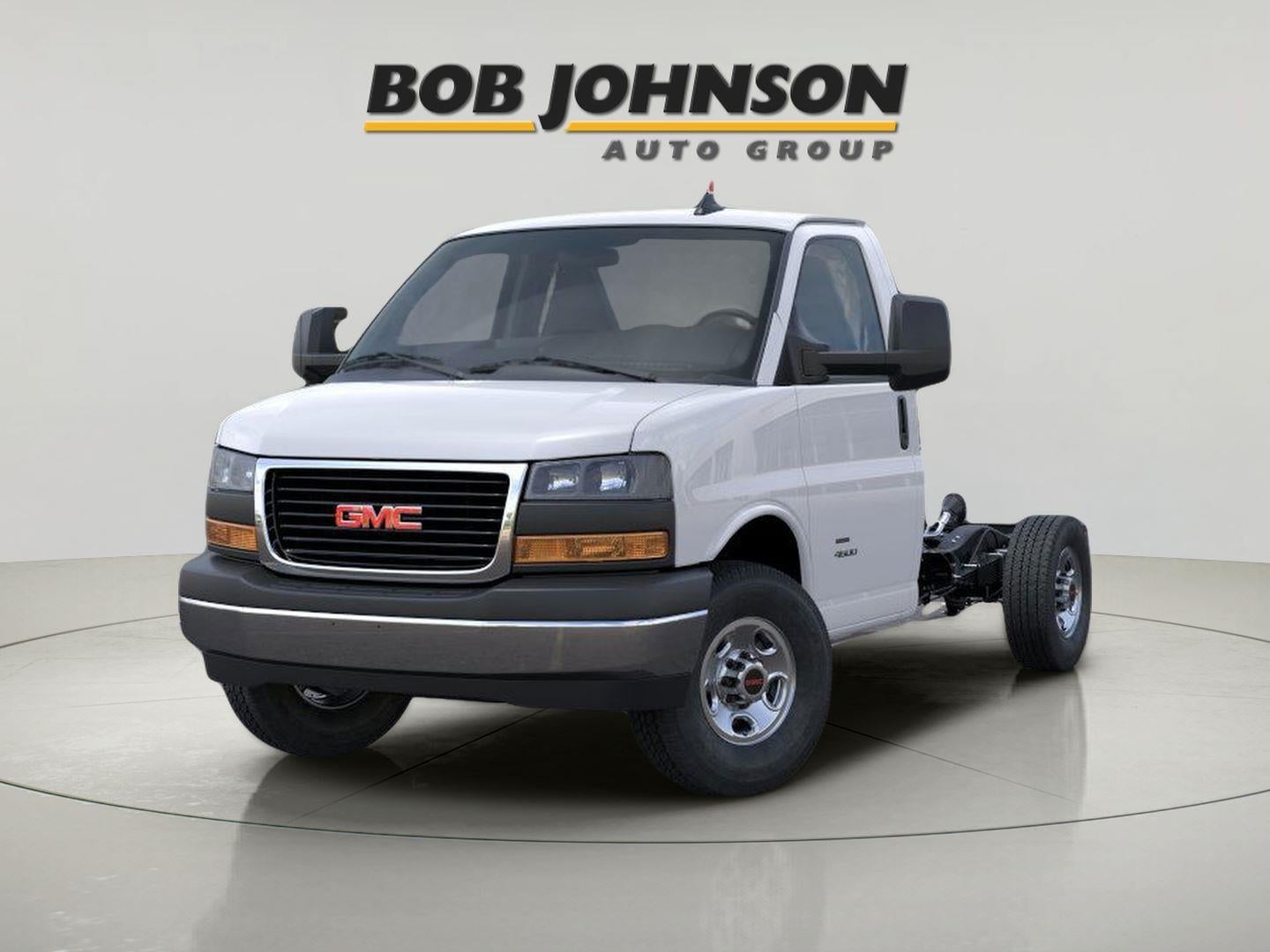 2026 GMC Savana Cutaway 3500 1WT