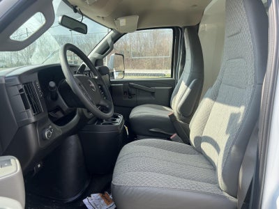 2026 GMC Savana Cutaway 3500 1WT