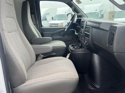2026 GMC Savana Cutaway 3500 1WT