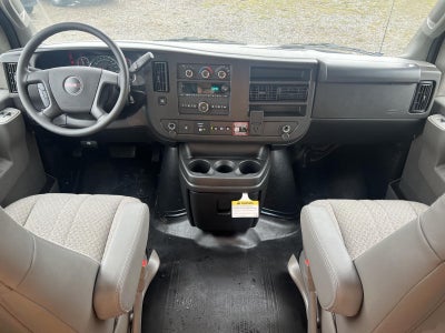 2026 GMC Savana Cutaway 3500 1WT