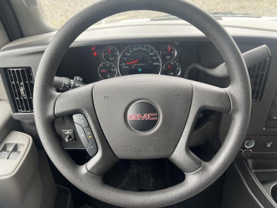2026 GMC Savana Cutaway 3500 1WT