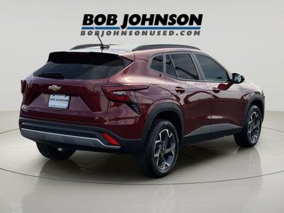 2024 Chevrolet Trax LT